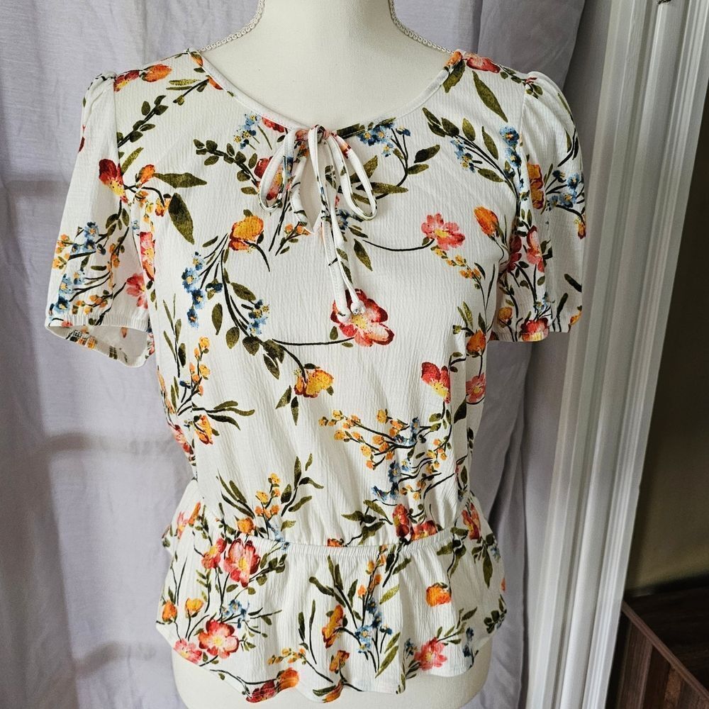 Iz Byer White Cream Tie Front Peplum Blouse